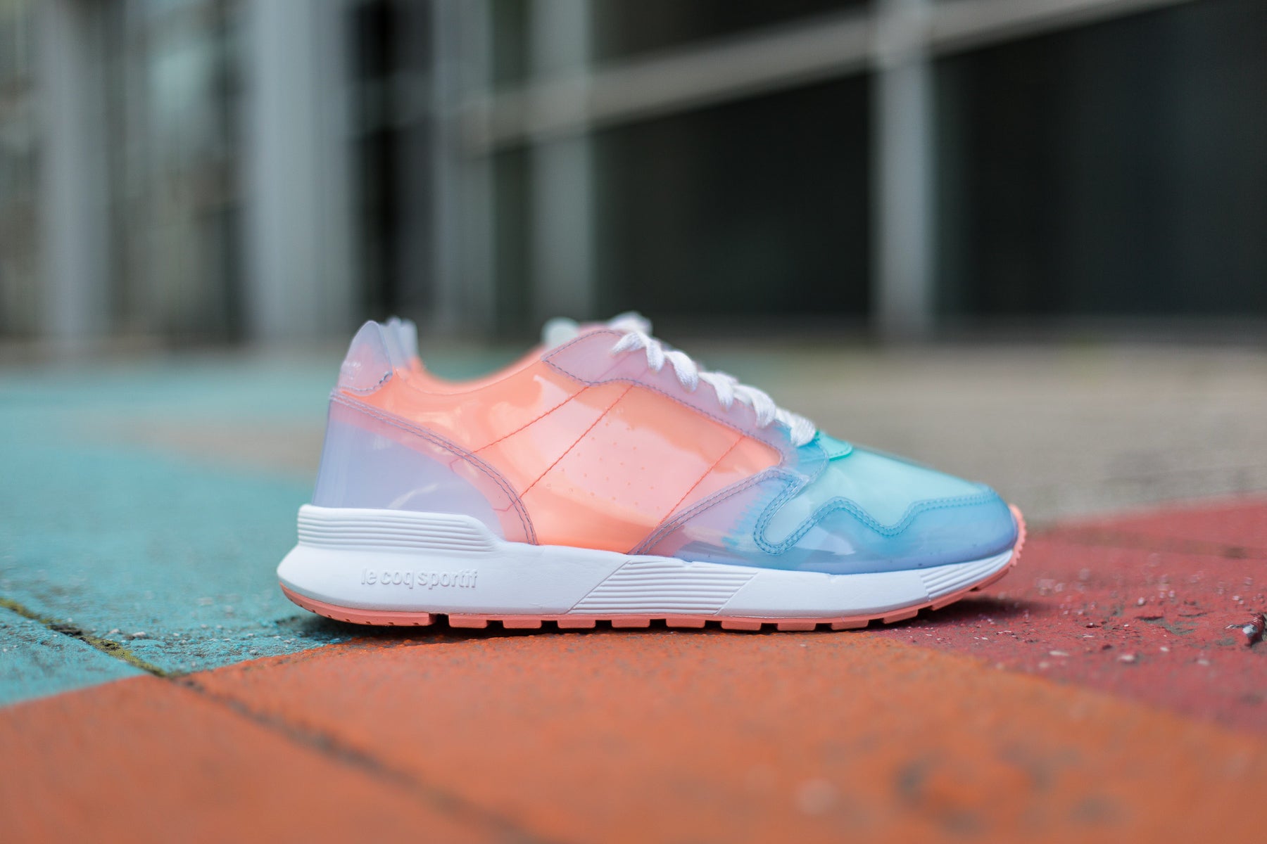 Le coq sportif deals omega x w translucent