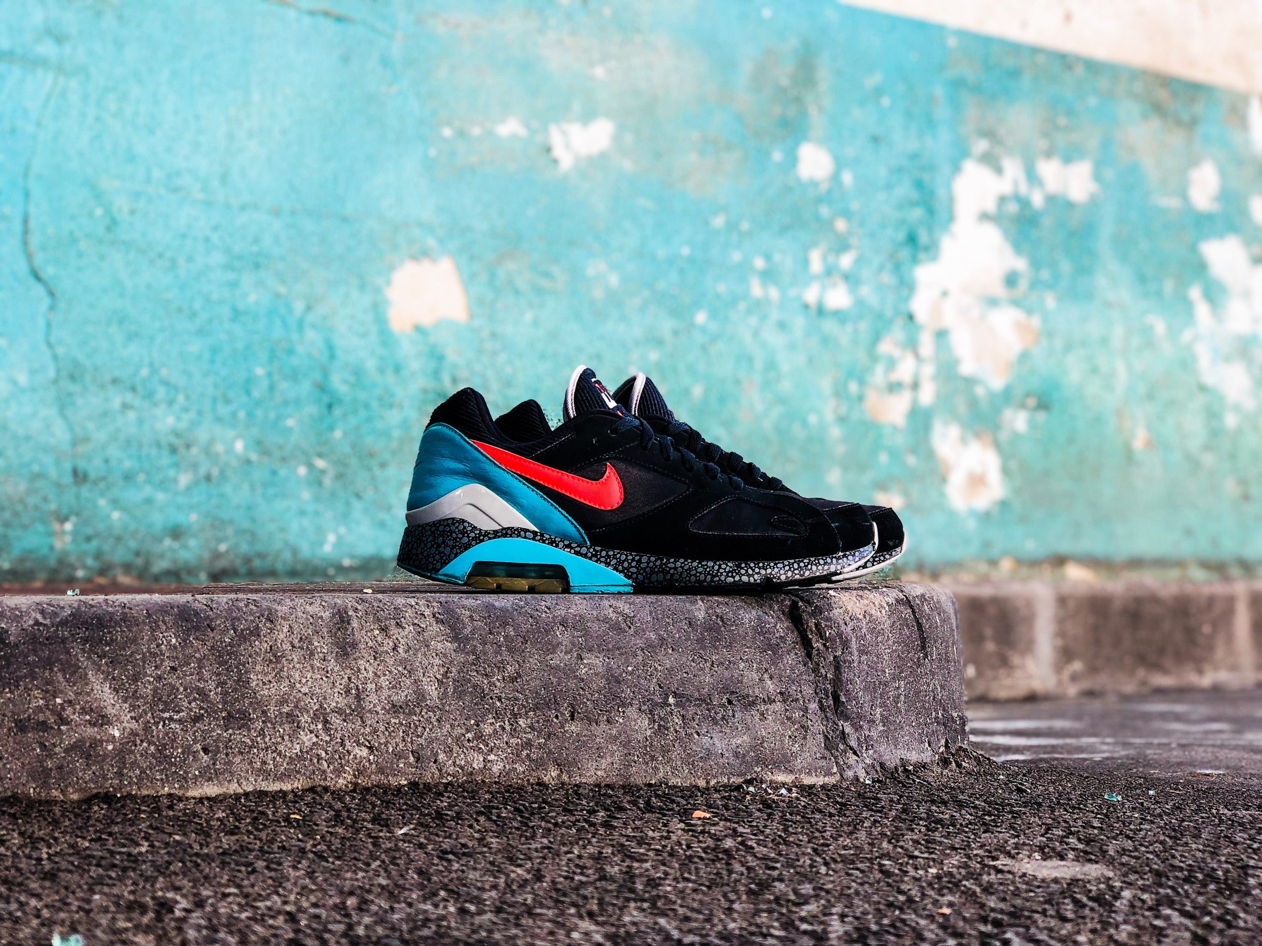 Air max deals 180 safari