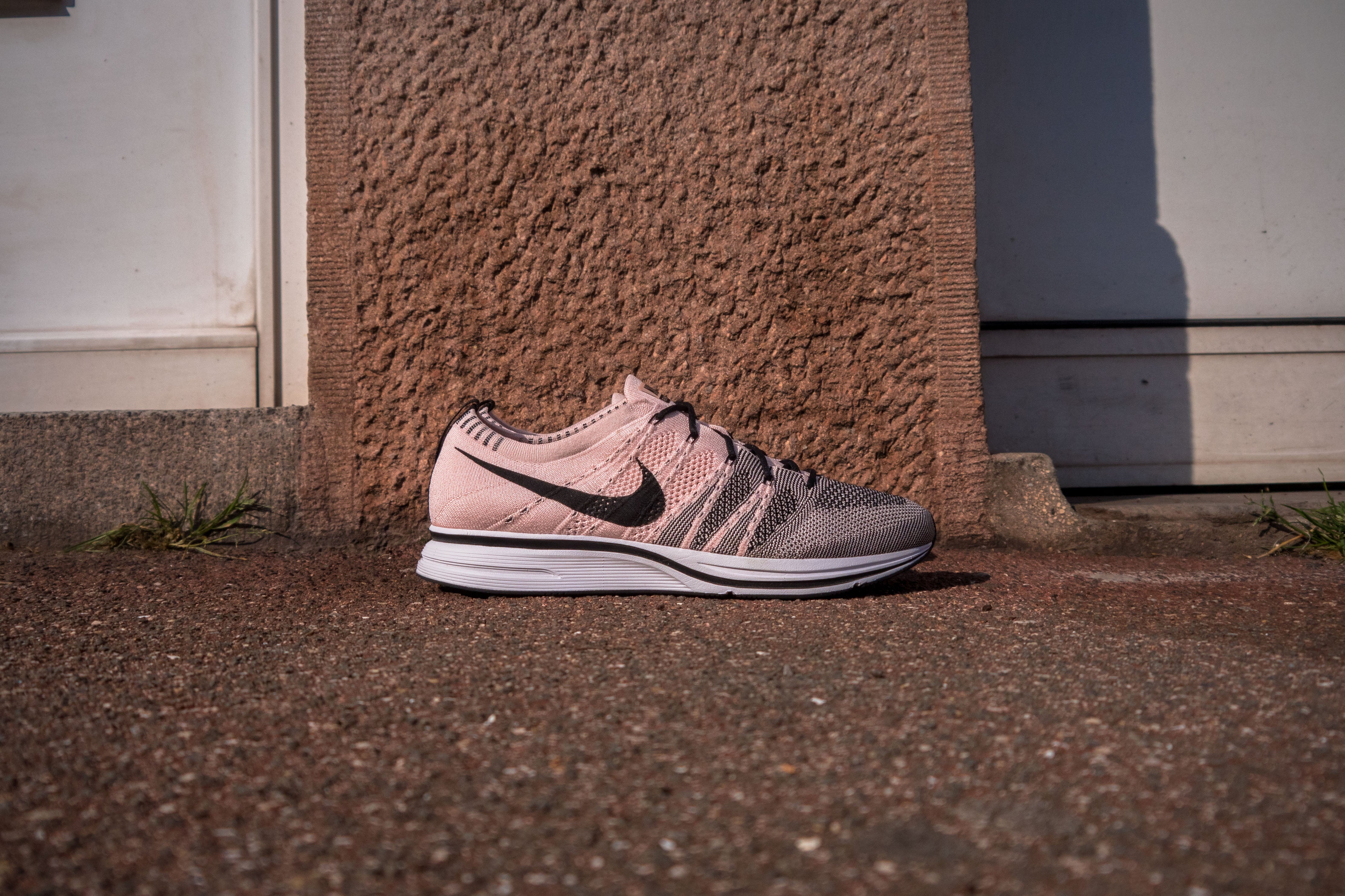 Nike Flyknit Trainer Sunset Tint