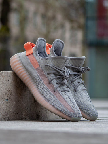 YEEZY BOOST