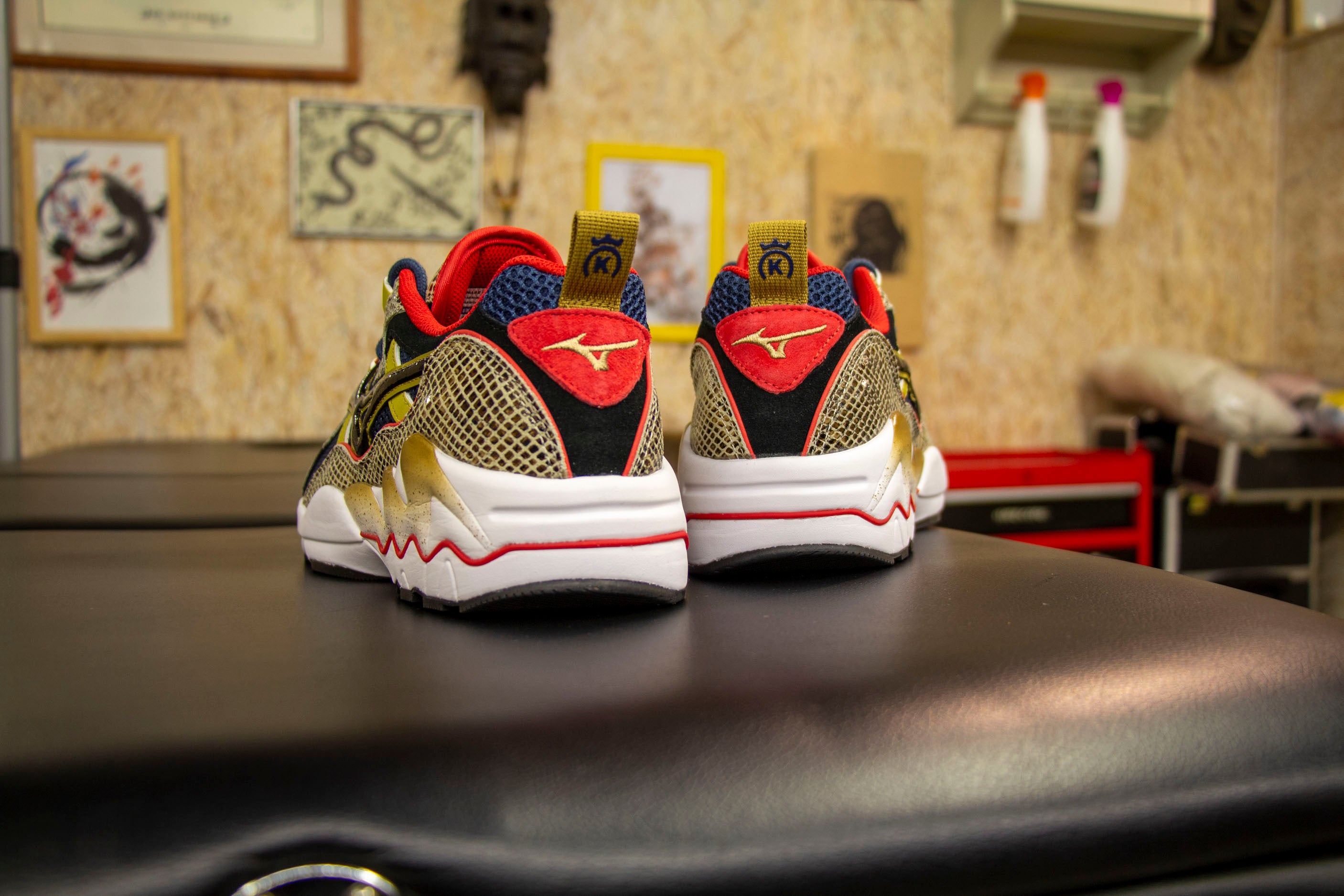24 kilates x mizuno wave rider 1 sale