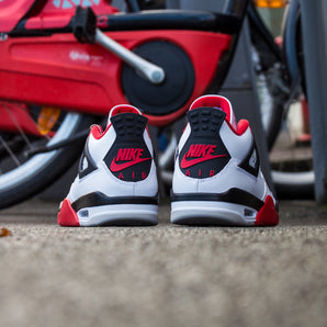Air Jordan 4 Rétro "Fire Red"