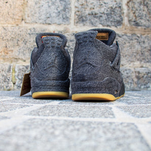 Levi's X Air Jordan 4 Rétro "Black denim"