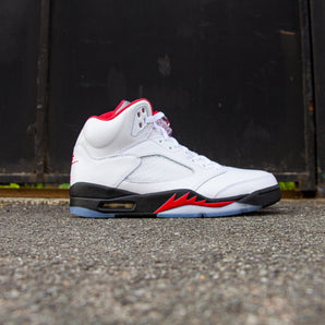 Air jordan 5 noir clearance et rouge