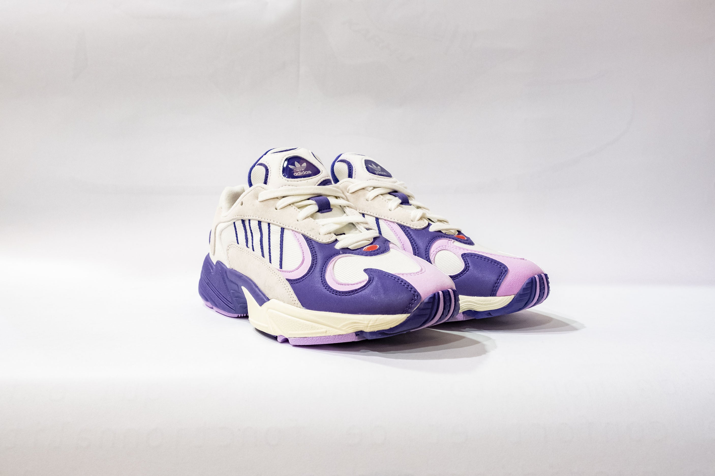 Dragon ball hot sale adidas frieza