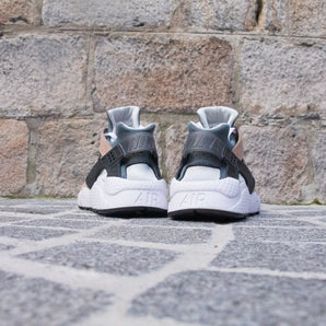 Nike Air Huarache "Escape"
