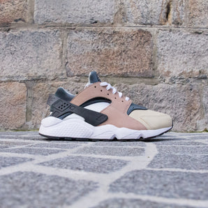 Nike Air Huarache "Escape"