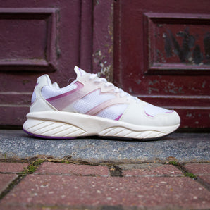 Hummel Reach LX 8000 Gradient White