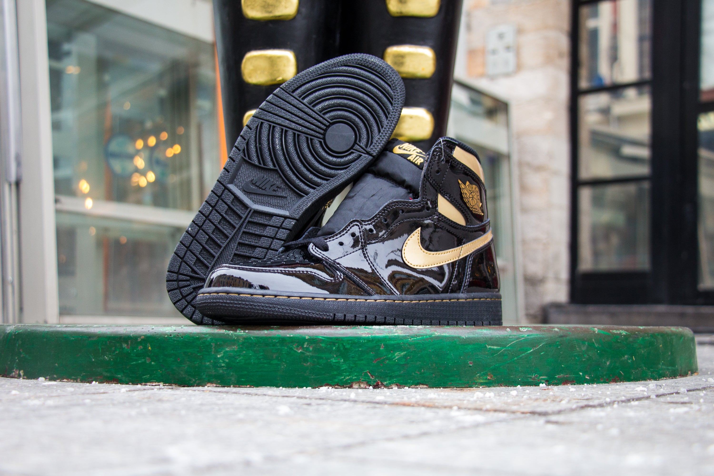 Nike jordan 1 mid black metallic sneakers Clearance