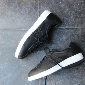 Karhu Trampas