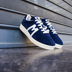 Karhu Trampas "Navy/White"