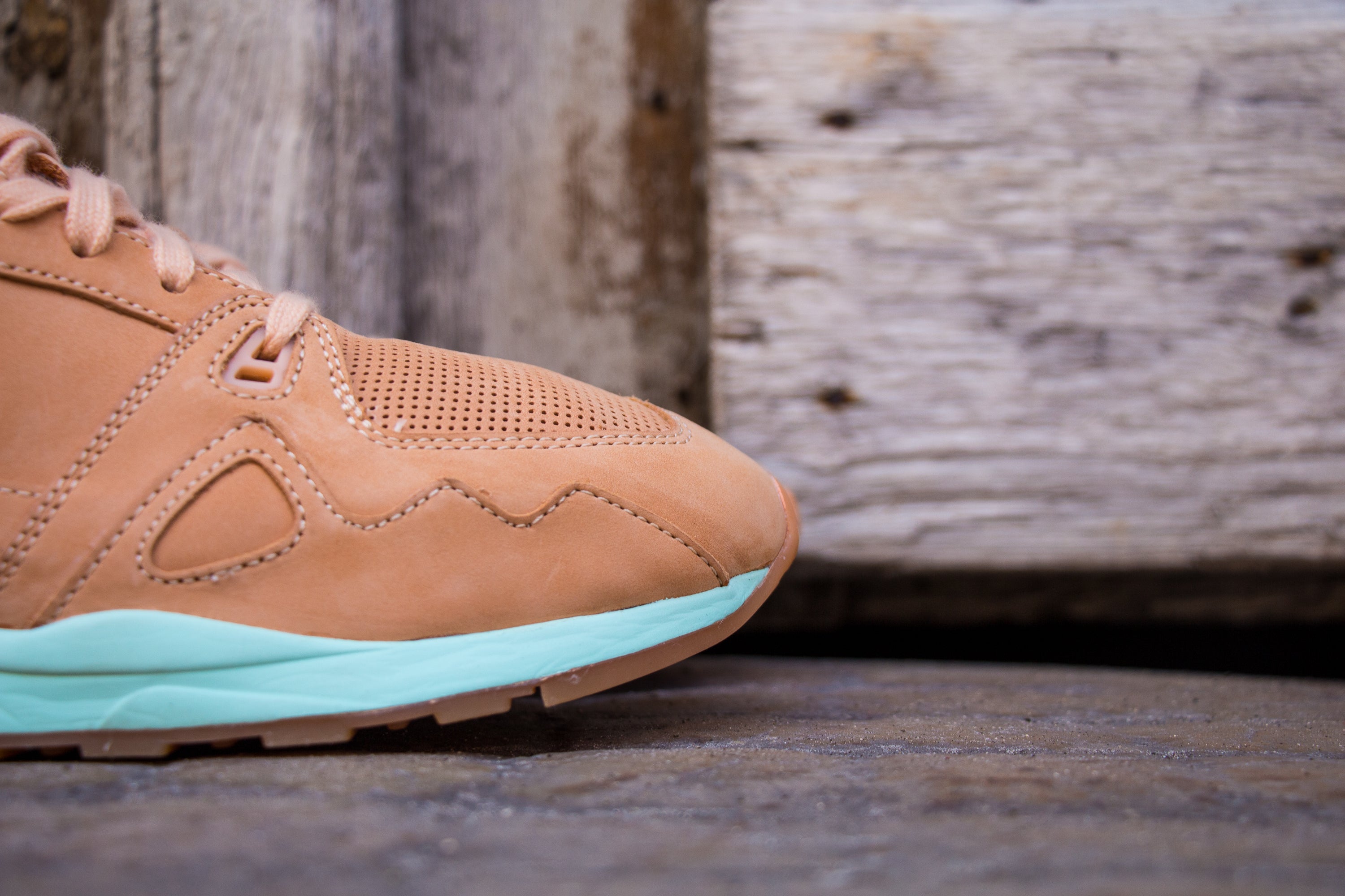 Le Coq Sportif X Titolo R1000 1621673 b La Boite Collector Lille