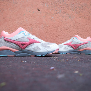 Mizuno Sky Medal "Pink Ape"