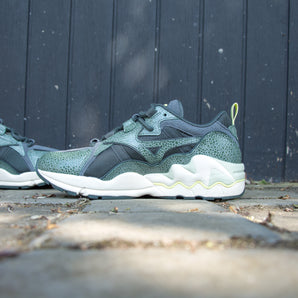 Mizuno Wave Rider 1 "Frog"