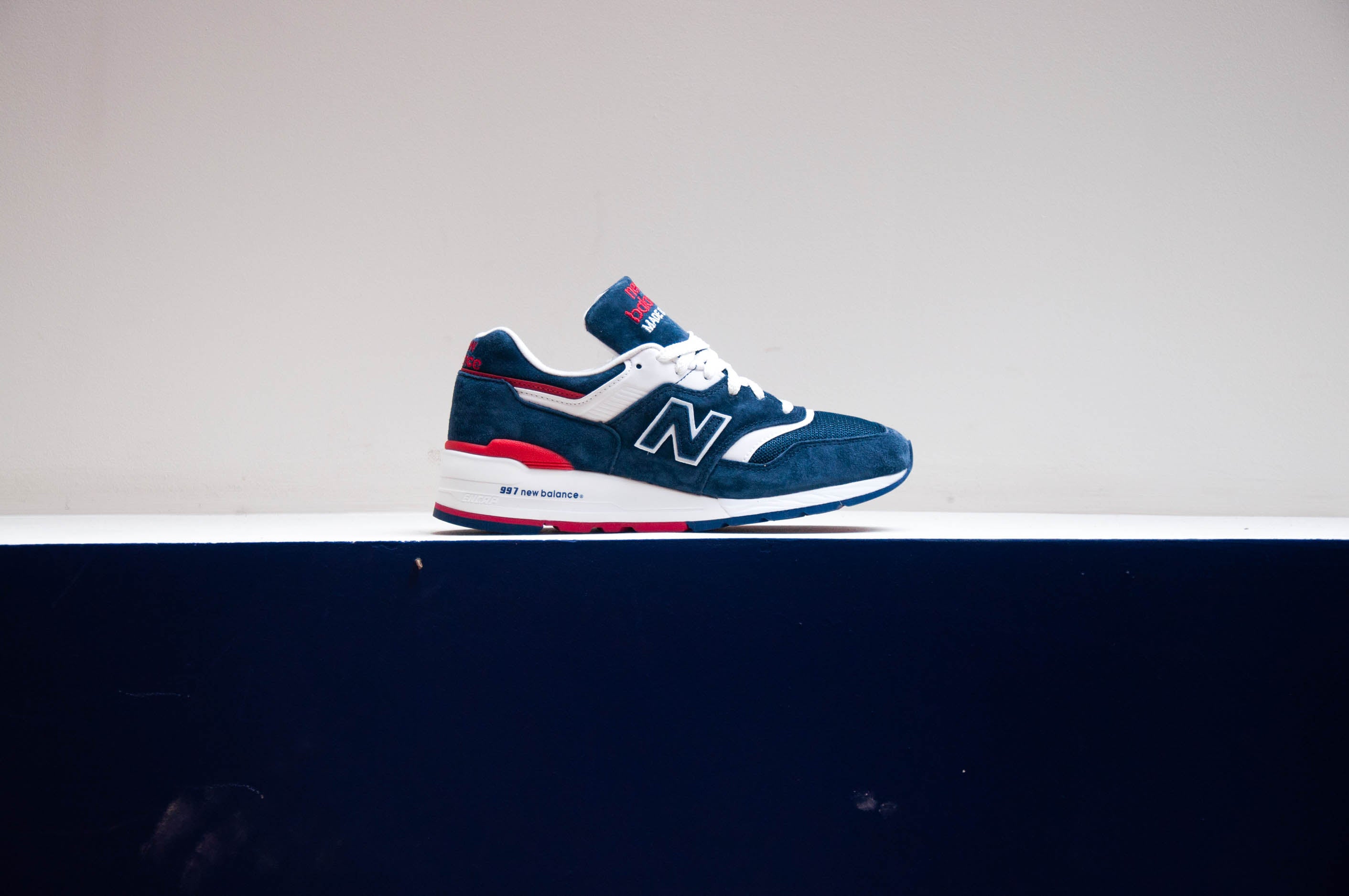 New balance 997 explore by air outlet