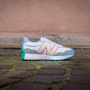 New Balance 327 x Casablanca "Holly Green"