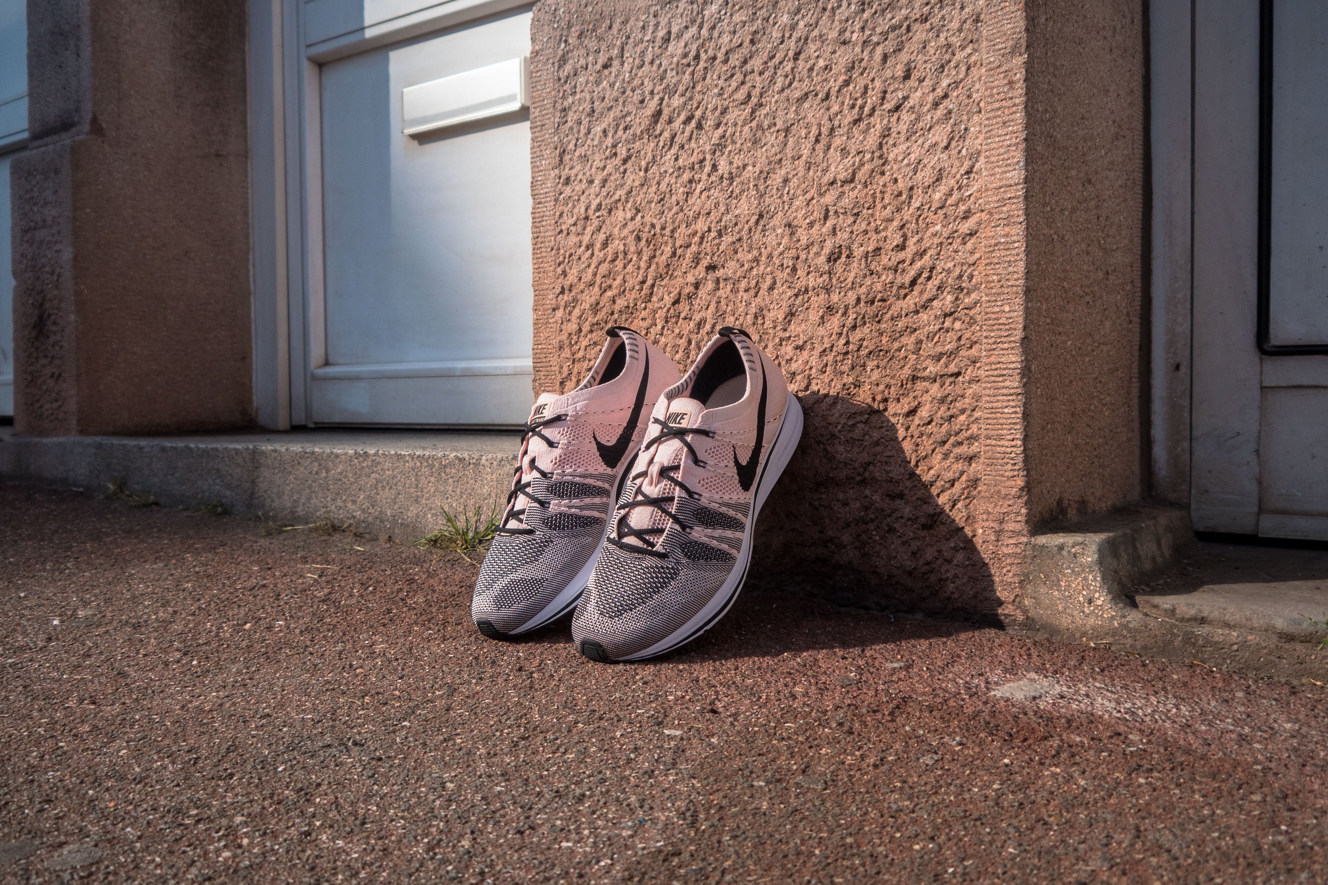 Nike flyknit sales trainer brun