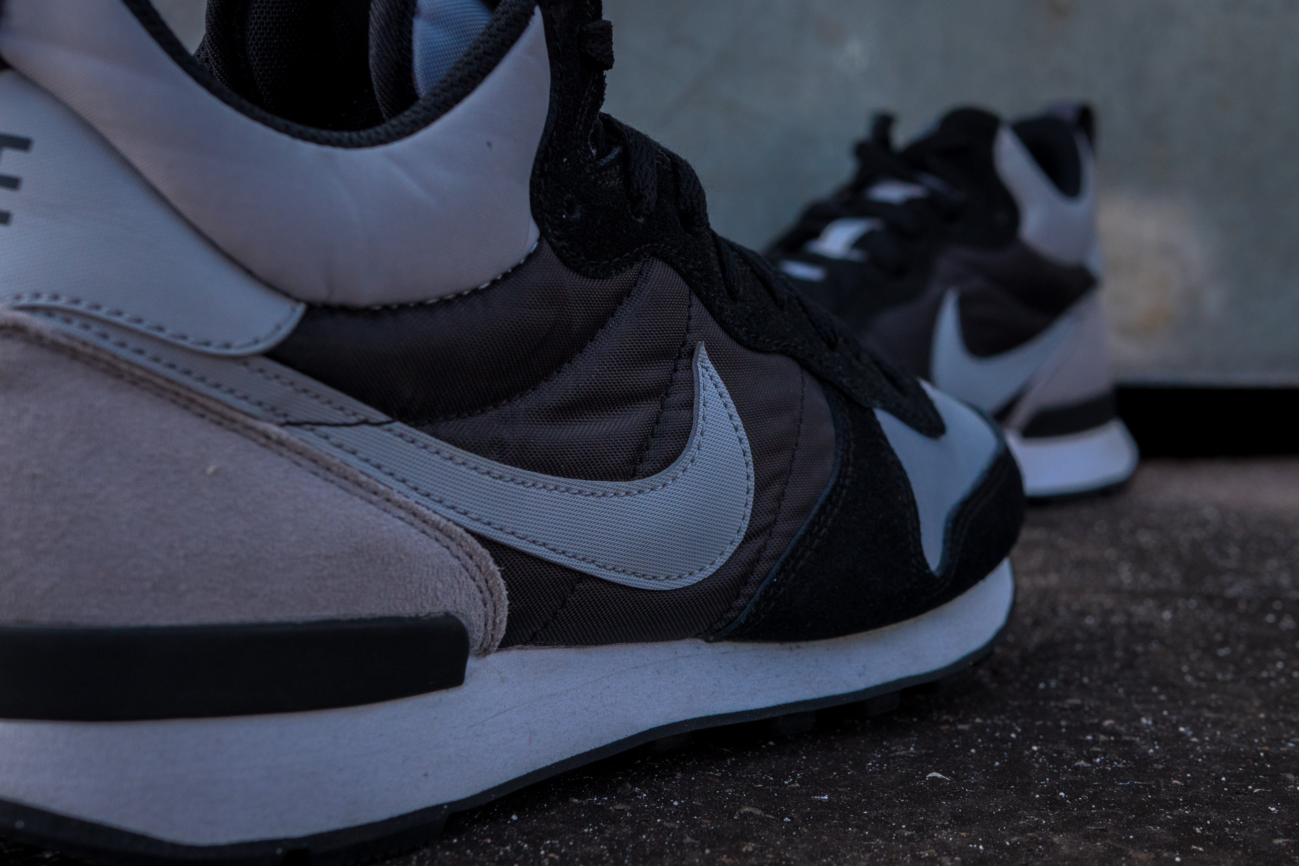 Nike Internationalist Mid Wolf Grey 682844 009 La Boite