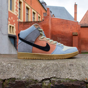 Nike SB Dunk High Spectrum "Easter"