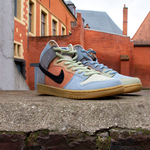 Nike SB Dunk High Spectrum "Easter"