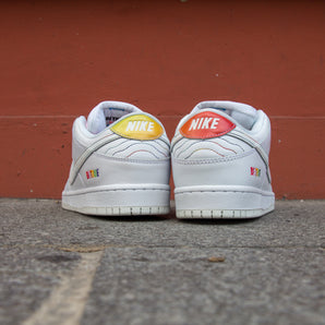 Nike Dunk Low  "Be True"