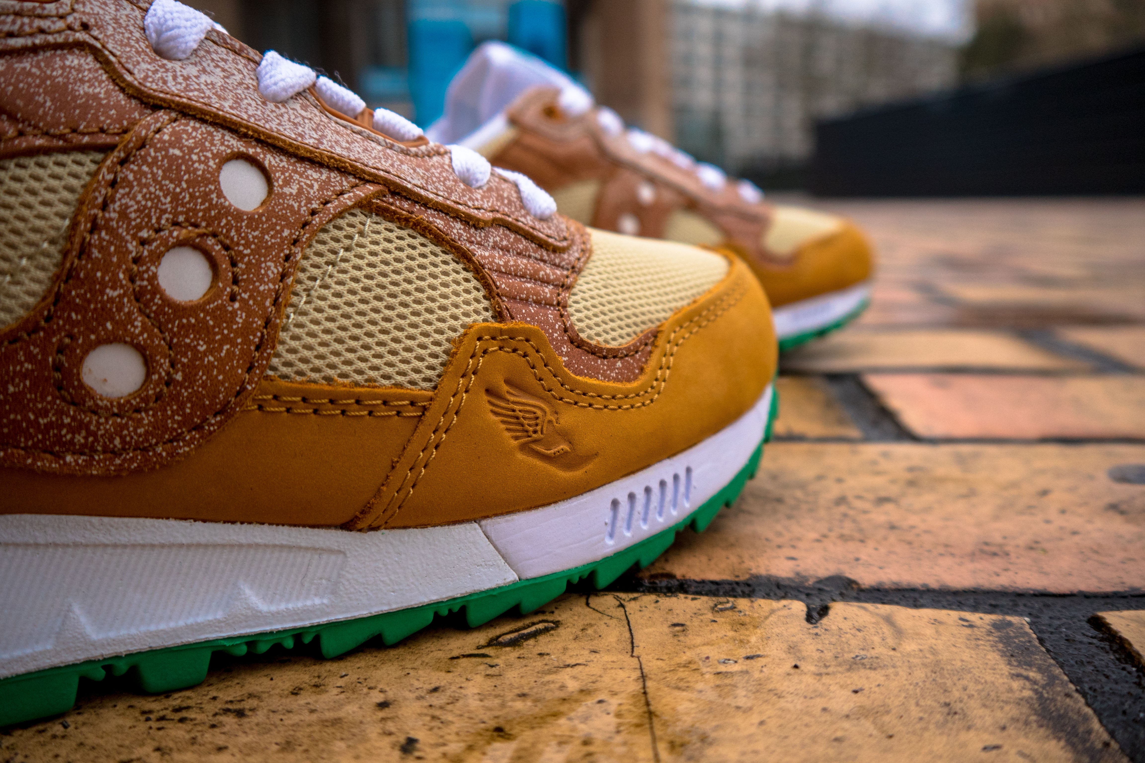 Politics x cafe du outlet monde x saucony shadow 5000