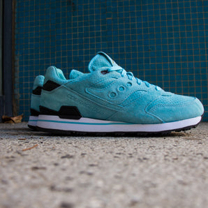 Sneakers Politics X Saucony Courageous "The Cannon"