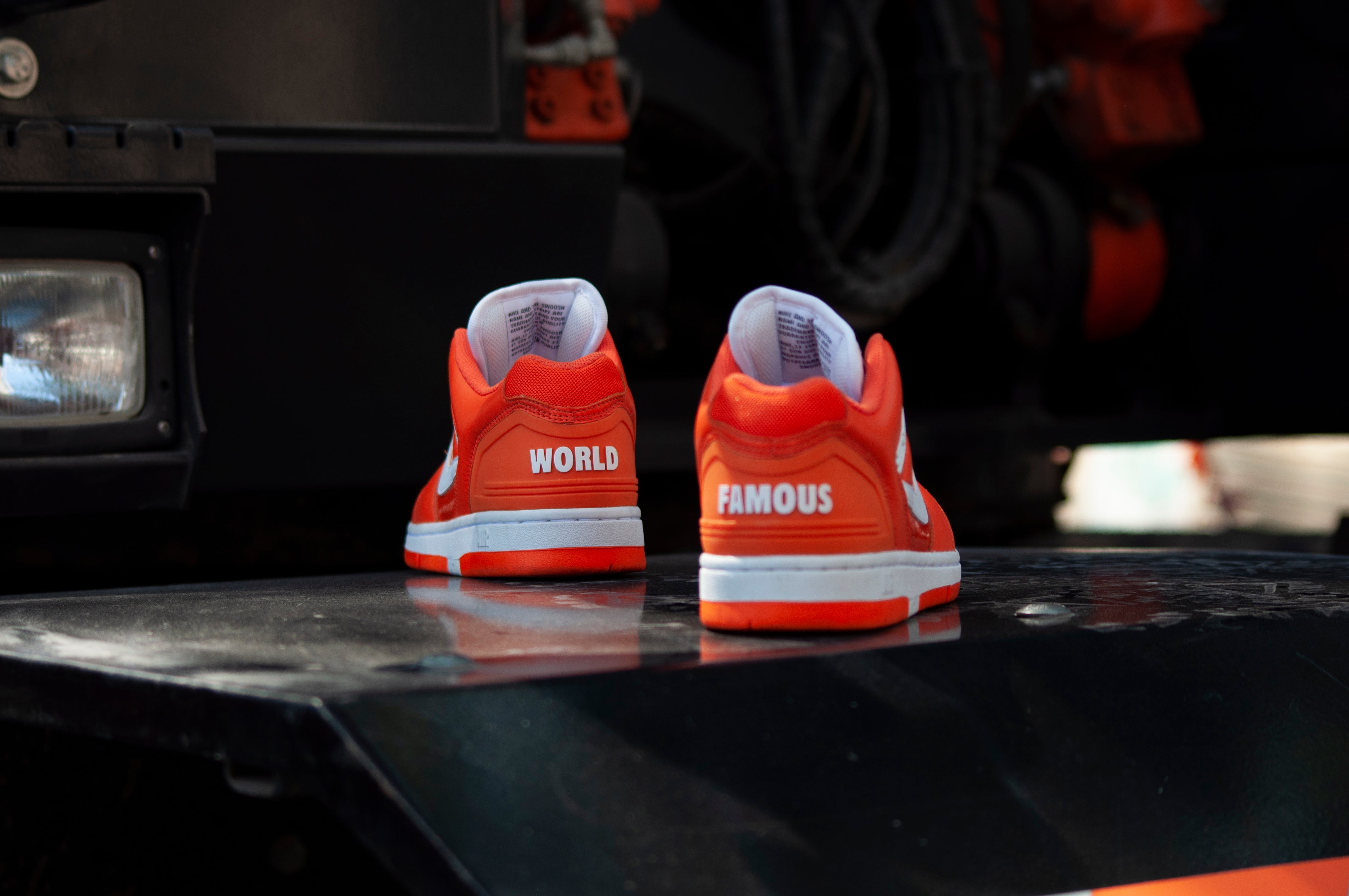 Nike sales ft supreme