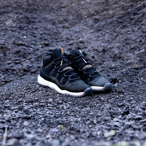 Air Jordan 11 Retro Heiress Black Stingray GS